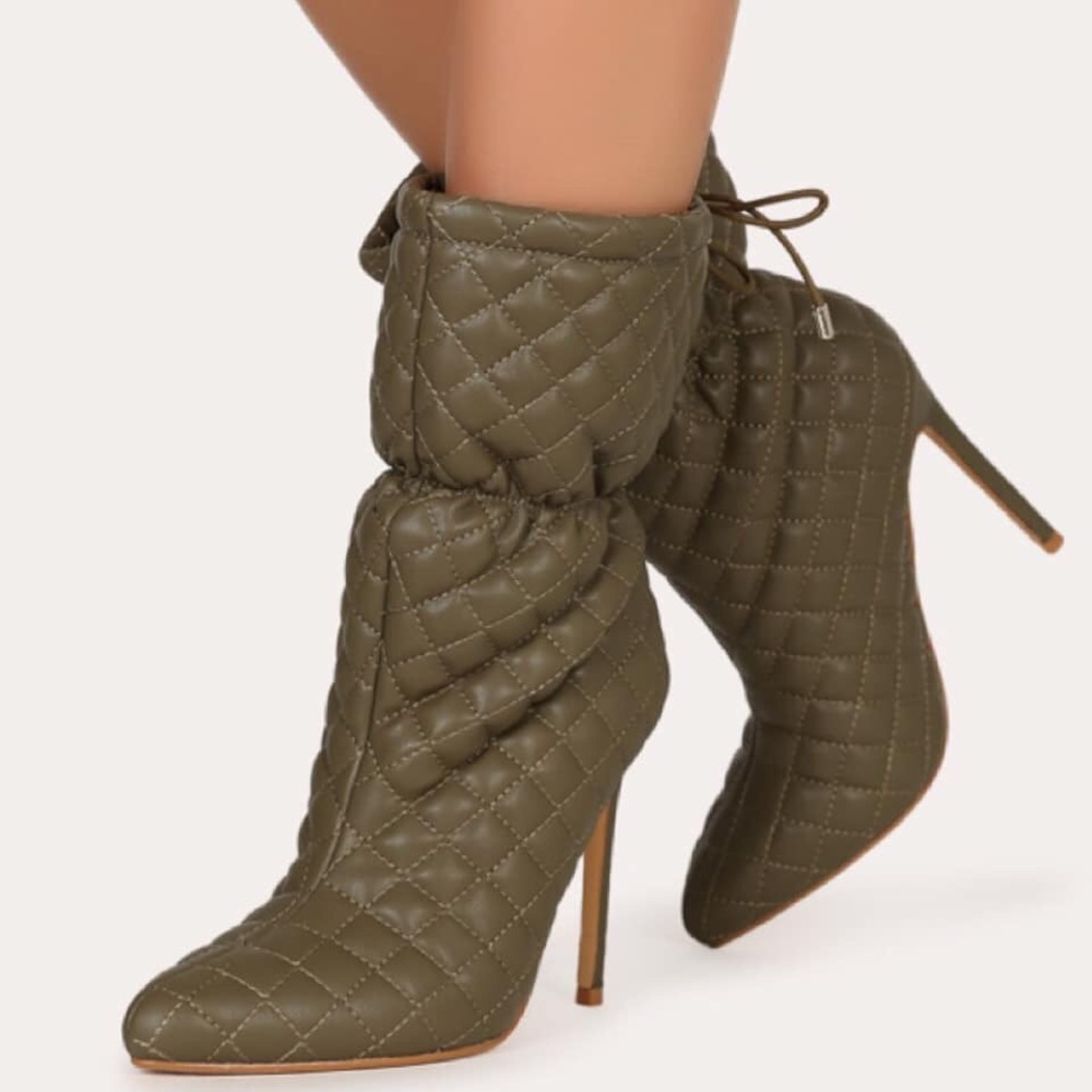 BNIB Booties